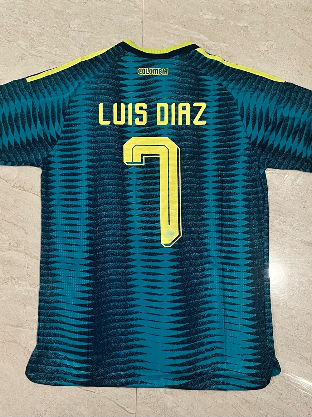 Colombia 2026 world cup away player version - Luis Diaz #7 SIZE X-LARGE